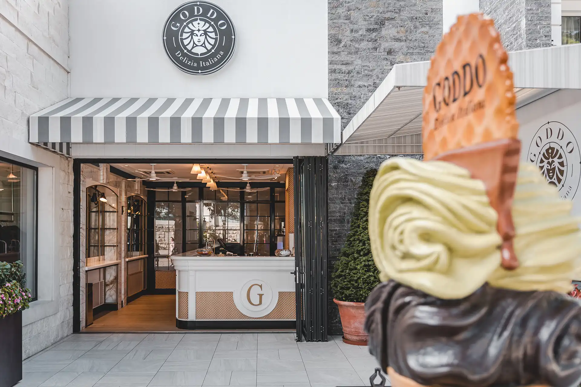 Loreana Design Pasticceria Goddo Budva