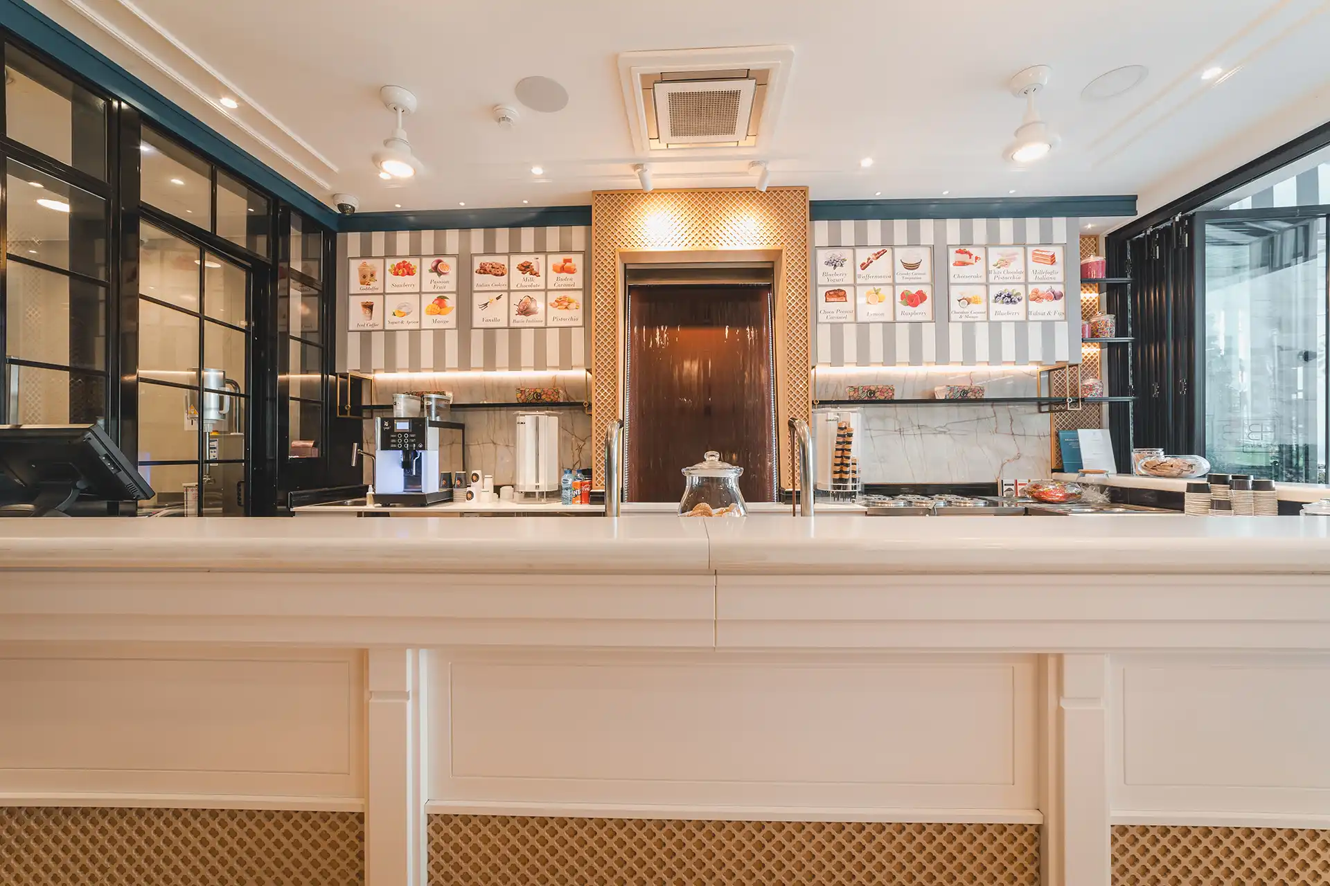 Loreana Design Pasticceria Goddo Budva