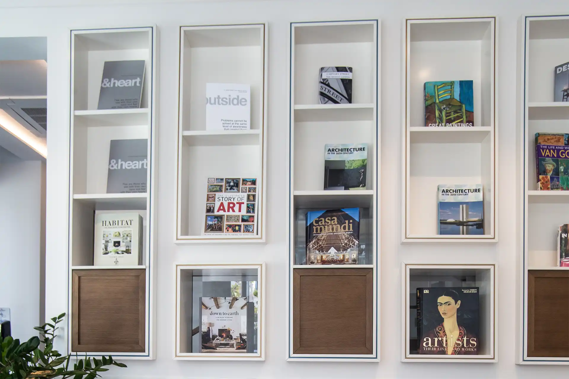 Loreana Design Real Estate Agency