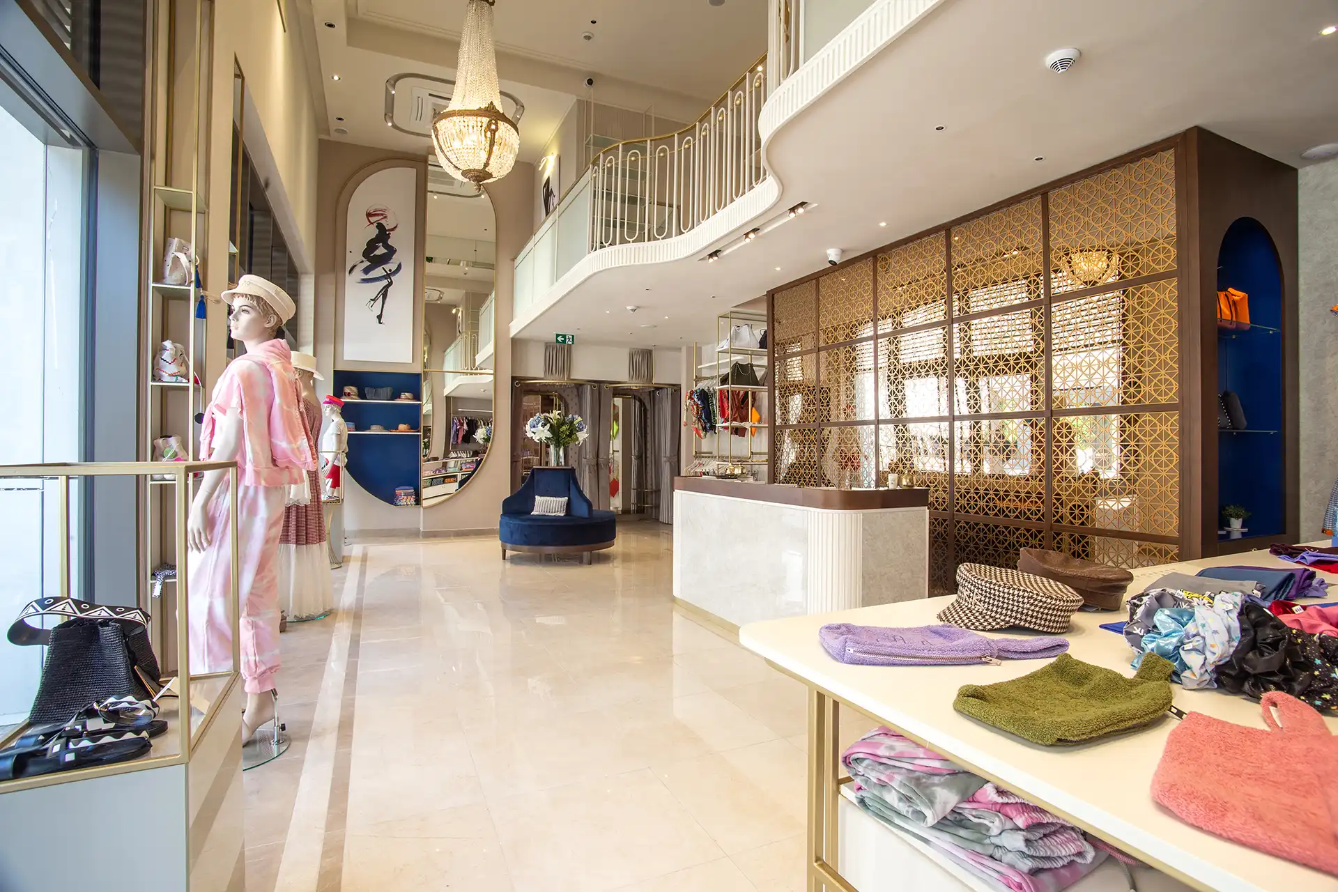 Loreana Design Tyche Porto Novi