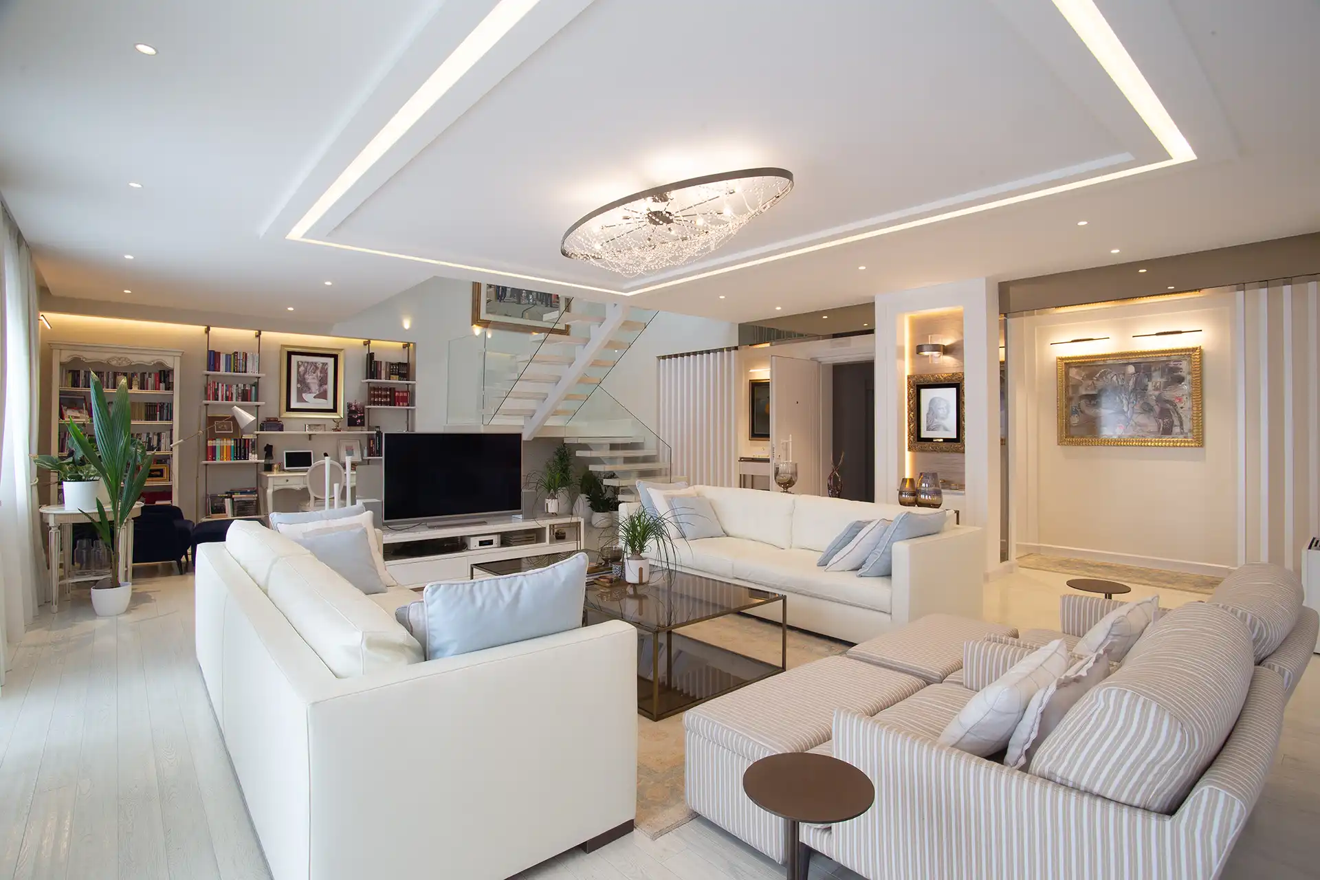 Loreana Design Vila Porto Montenegro